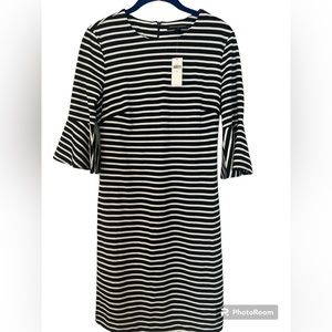Banana Republic women’s dress size 4 NWT dark navy and white.